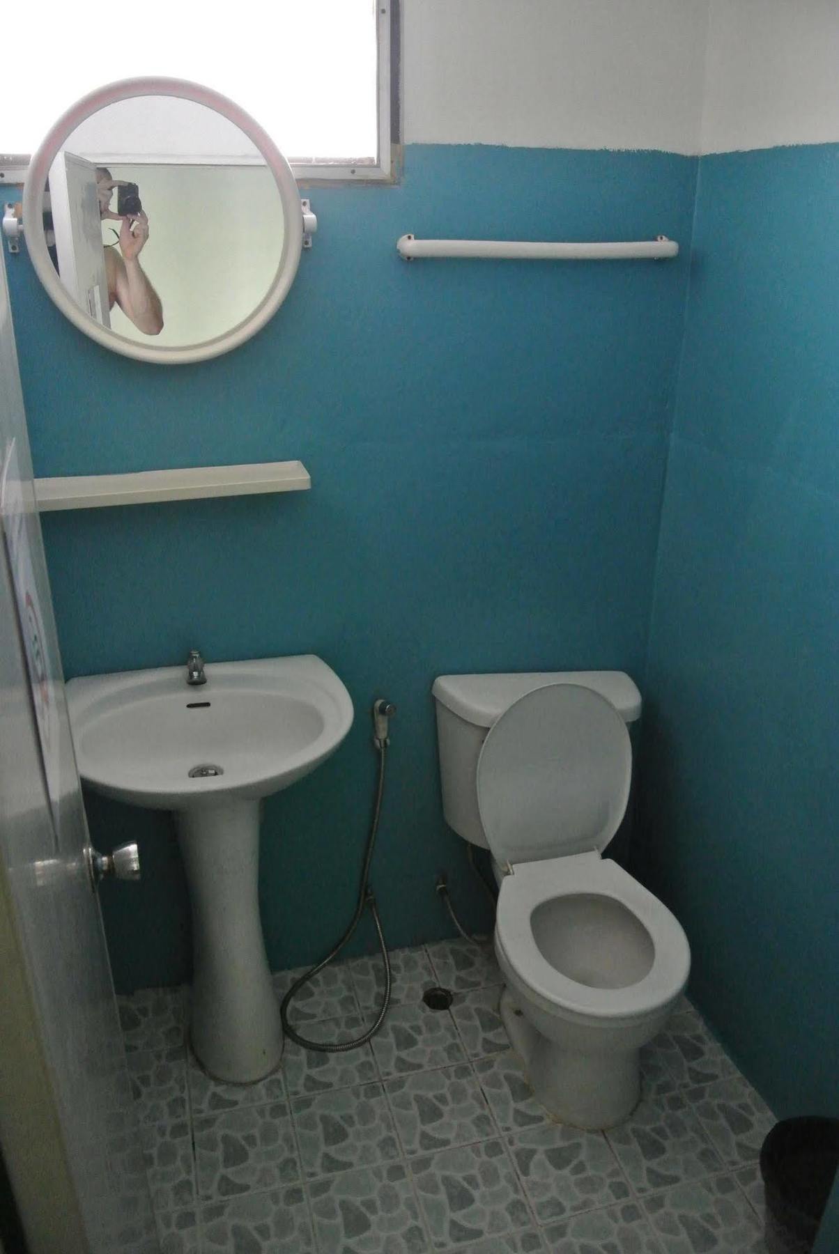 Cumpun Guest House Чиангмай Экстерьер фото
